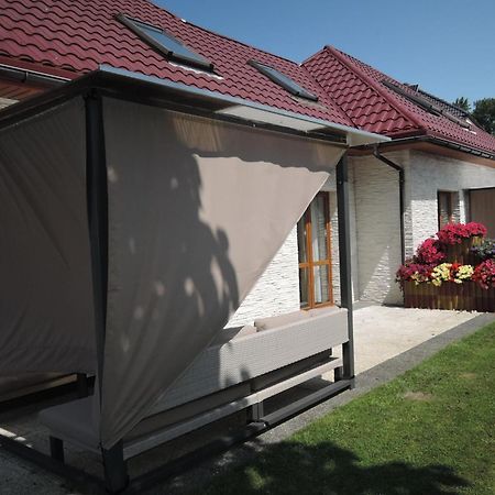 Semi-Detached House In Swinoujscie For 8 Persons Villa Exterior photo